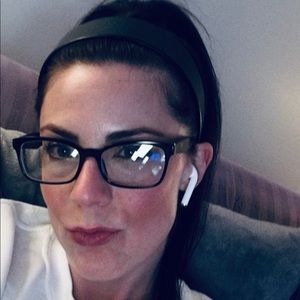 Meet your Posher, Brooke